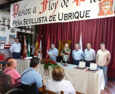 2010-10-16-IIITorneoBeneficoSevillista-Presentacion02